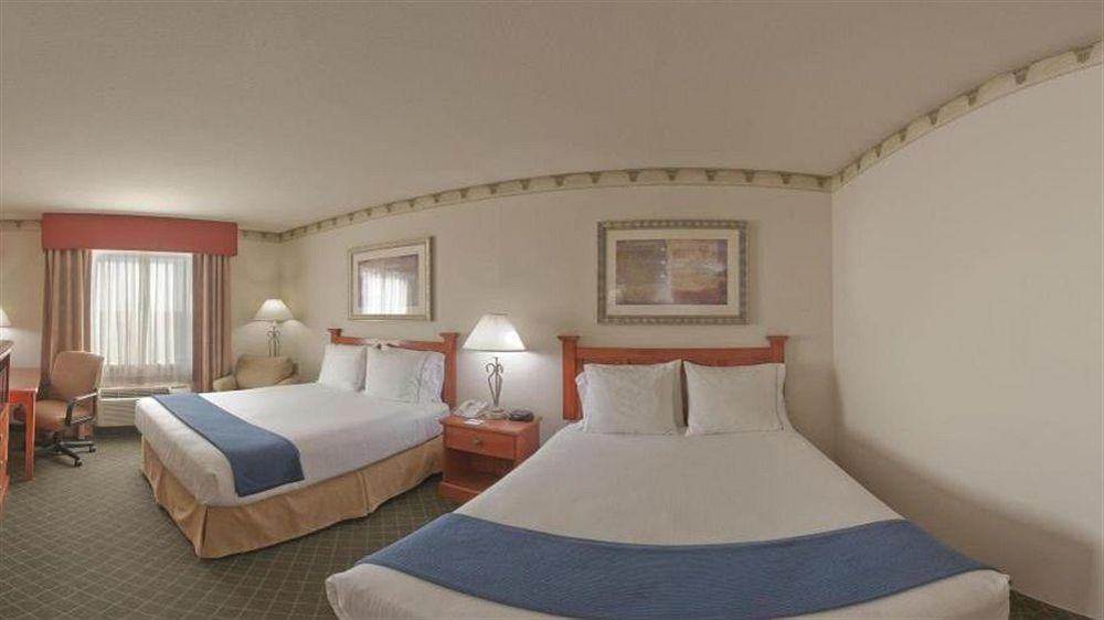 Holiday Inn Express & Suites - Pharr By Ihg Екстер'єр фото