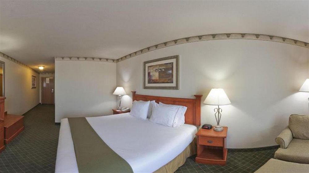 Holiday Inn Express & Suites - Pharr By Ihg Екстер'єр фото