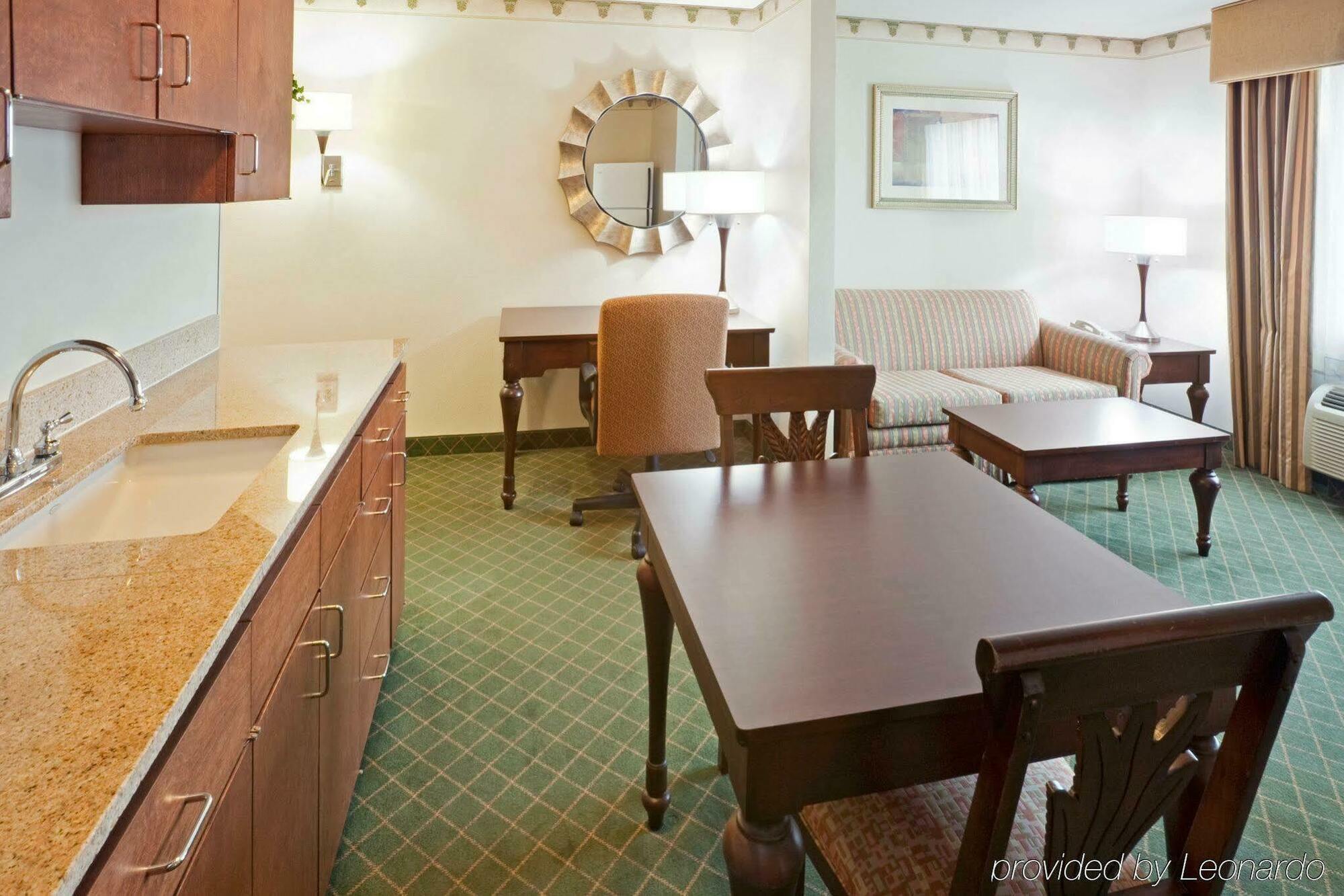 Holiday Inn Express & Suites - Pharr By Ihg Екстер'єр фото