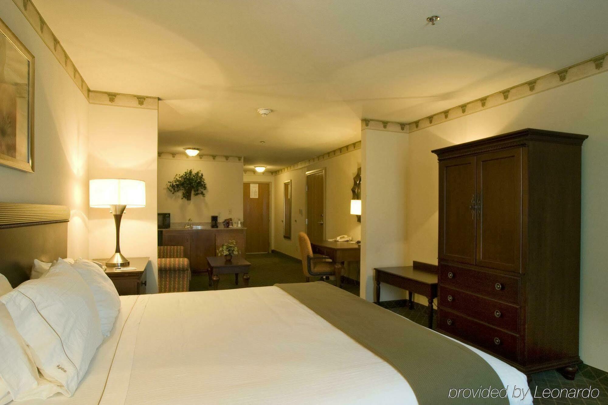 Holiday Inn Express & Suites - Pharr By Ihg Екстер'єр фото