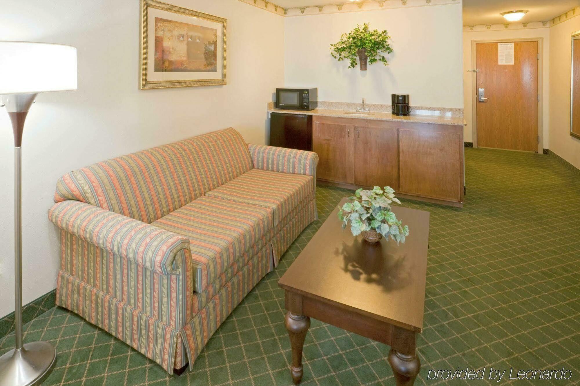 Holiday Inn Express & Suites - Pharr By Ihg Екстер'єр фото