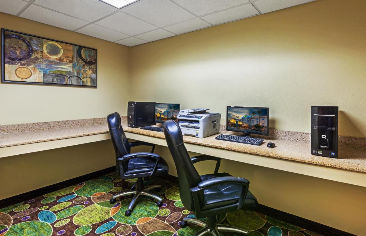 Holiday Inn Express & Suites - Pharr By Ihg Екстер'єр фото